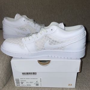 Air Jordan 1 Low Breathe Triple White